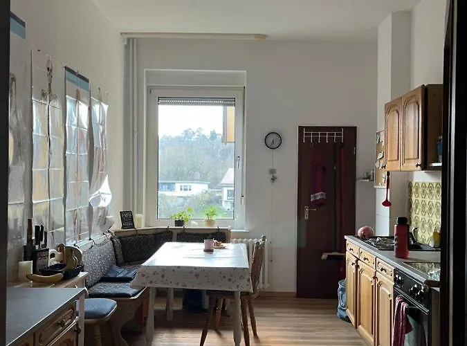 Zwischen Stadt Und Park Homestay